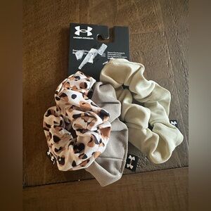 Under Armour Blitzing Scrunchie 3-Pack neutral colored animal print hair ties